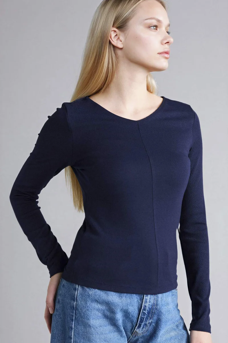 ديفاكتو Slim Fit Basic Modal T-Shirt