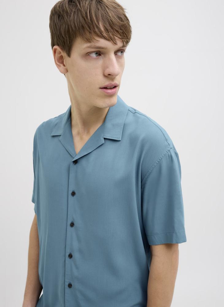 JJ Rebel Jrebwater Resort Relaxed Shirt  - Image 3