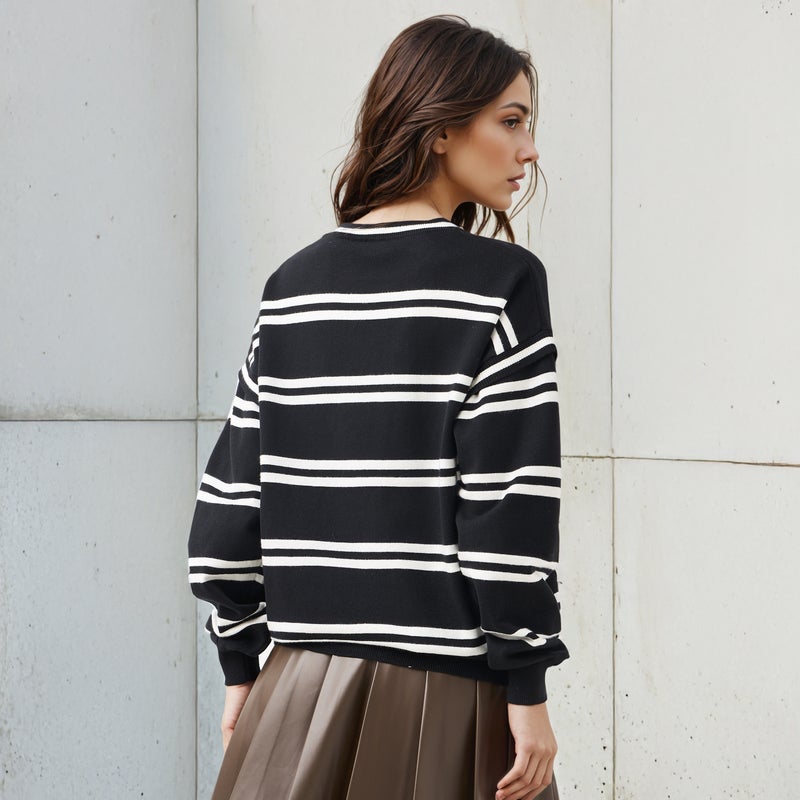 SP Characters Mickey Mouse Applique Round Neck Jumper - Image 4