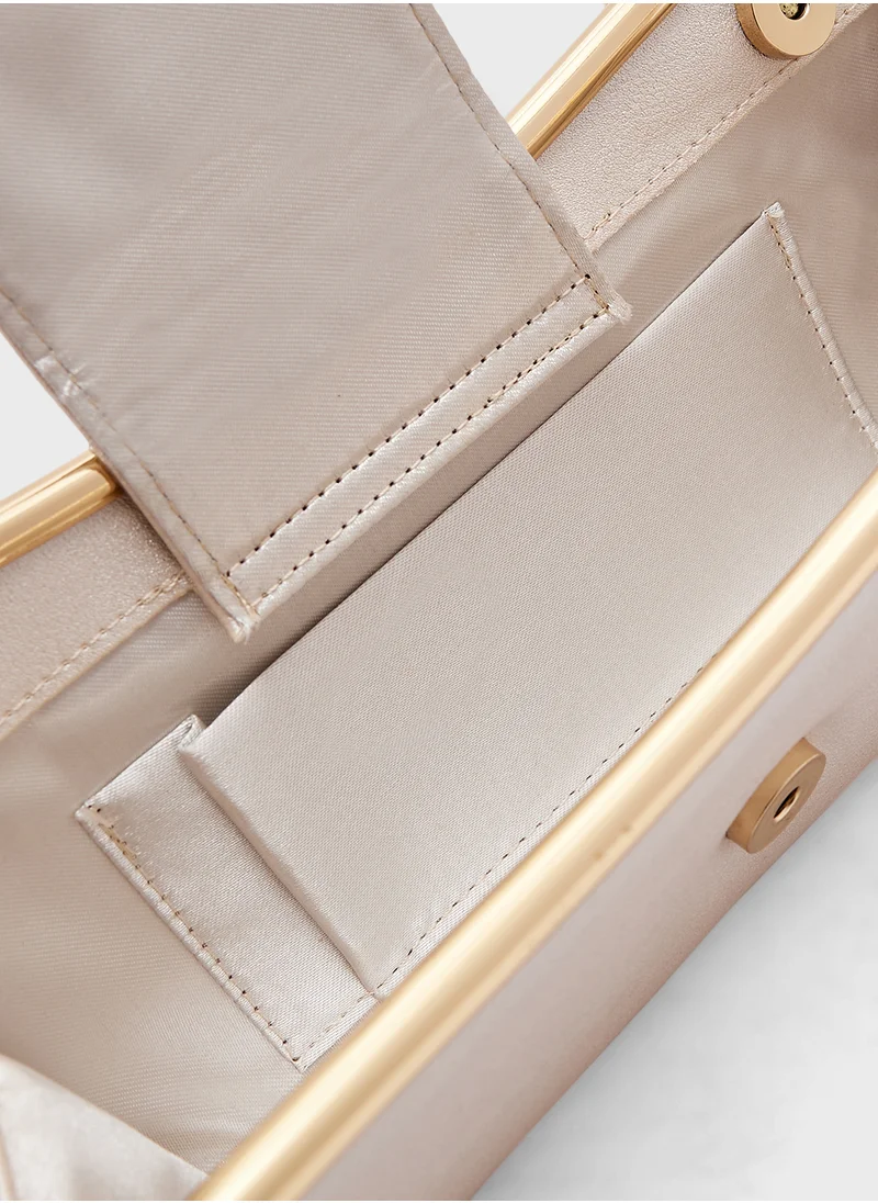 خزانة Metallic Strap Clutch Bag