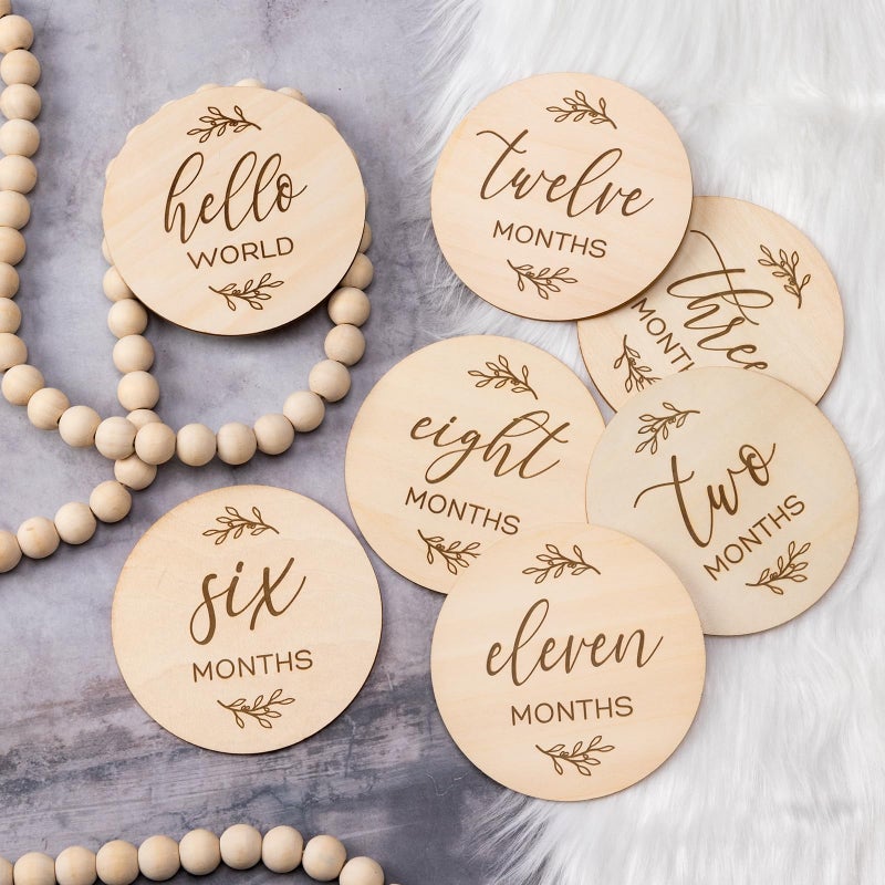 Baby Monthly Milestone Cards Sign 7 Cute Double Sided Wooden Circles Discs Newborn Memento Milestone to Document Babys Growth Pregnancy Journey Sign Baby Boy and Girl Gifts Set
