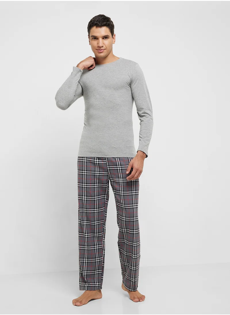 سفنتي فايف Nightwear T-Shirt & Pants Sets