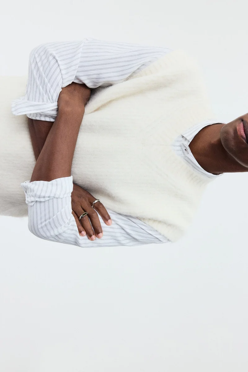 H&M  Loose Fit Alpaca-blend vest top for Men | Best Price UAE