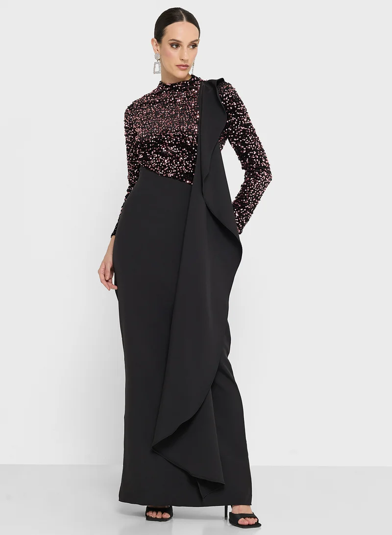 نمشي x Contrast Toned Drapped Dress