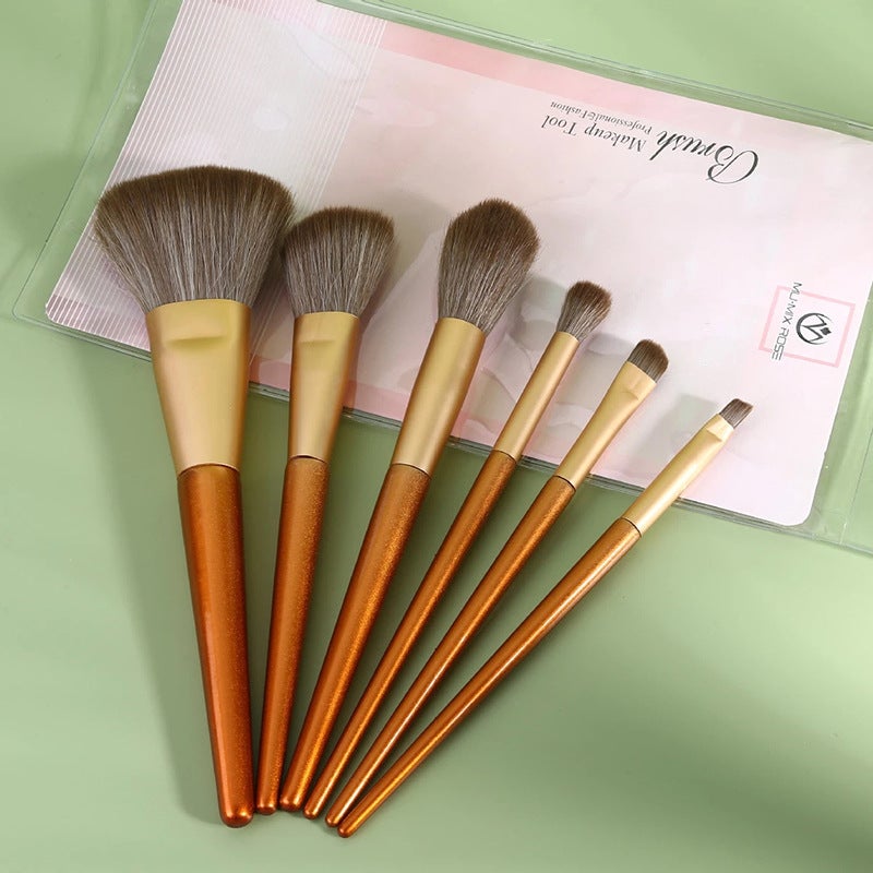 Japanese and Korean Style Exquisite Makeup Brushes 6 Pack 3 Large 3 Small Makeup Brush Set Beauty Tools Makeup Brushes Ready for Sale - Image 3