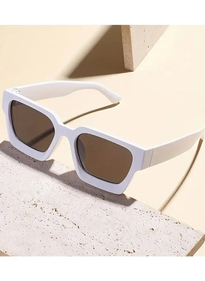 Retro White Square Frame Fashion Sunglasses – Stylish Party & Casual Wear | Perfect Gift Choice  - Image 3