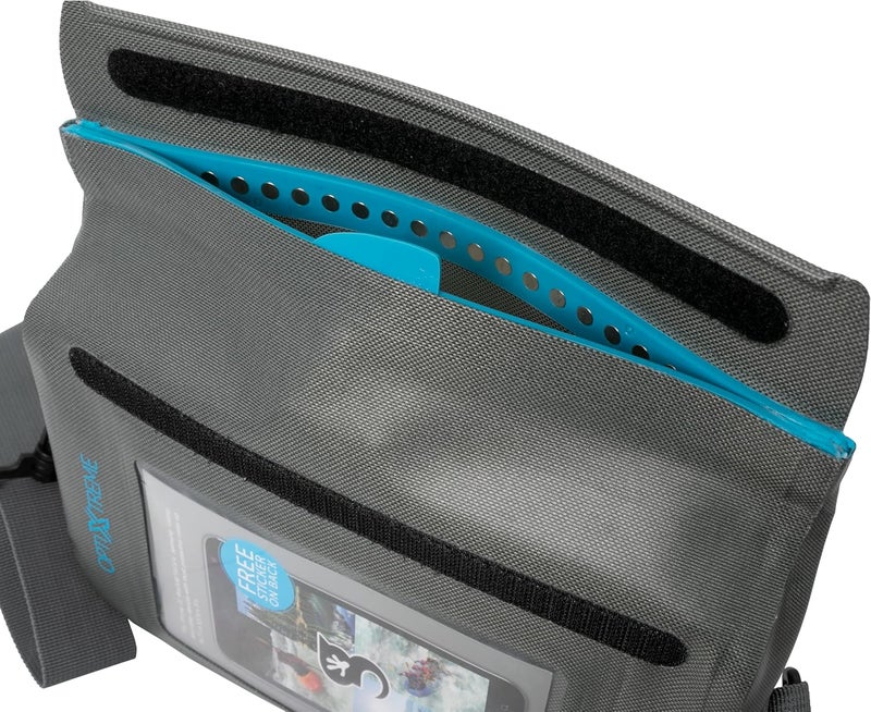 Geckobrands geckobrands OptiXtreme Phone Tote  Waterproof Phone Case with Magnetic Closure  Storage Compartment  - Image 3