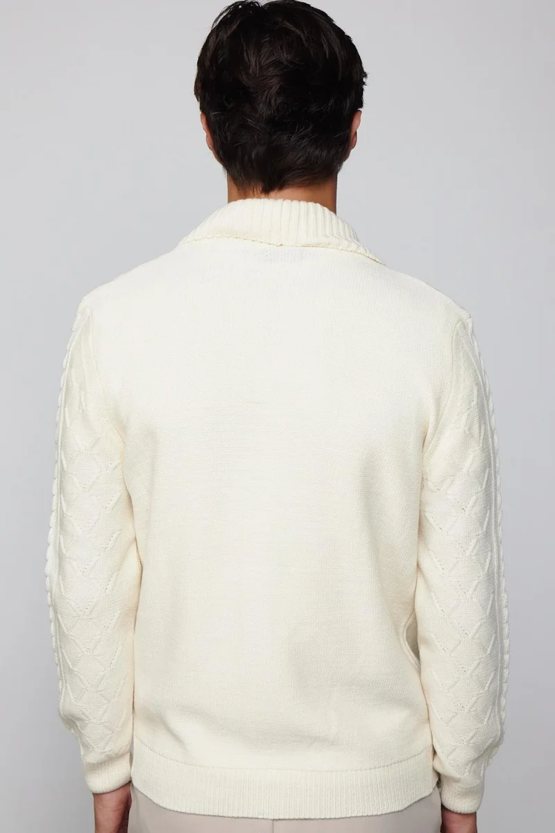 Tudors Slim Fit Slim Fit Patterned Soft Textured Buttoned Ecru Men's Cardigan