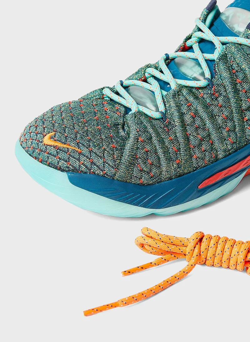 Nike Youth Lebron 18 Basketball Shoes