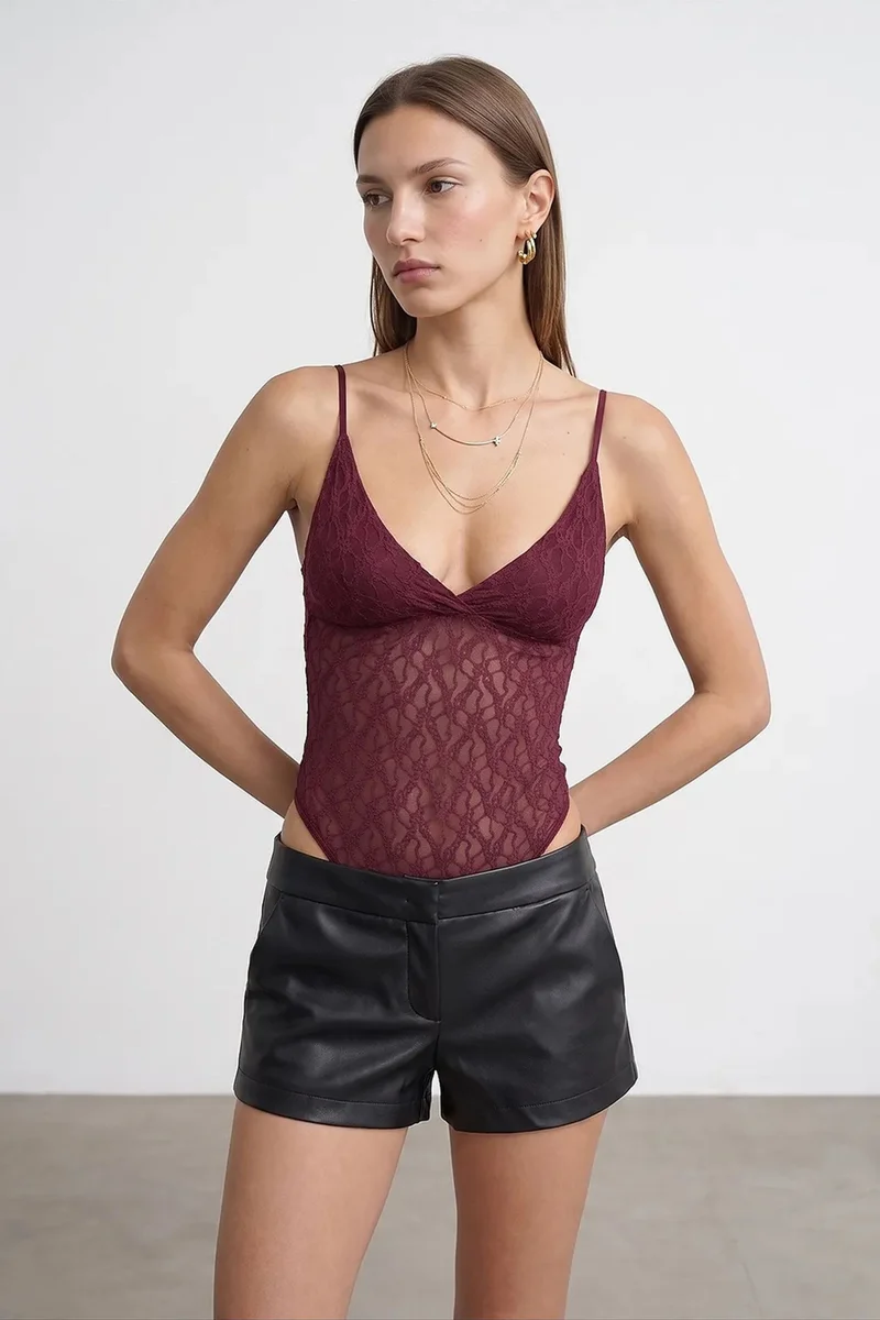 DILVIN Lace Sleeveless Bodysuit Blouse