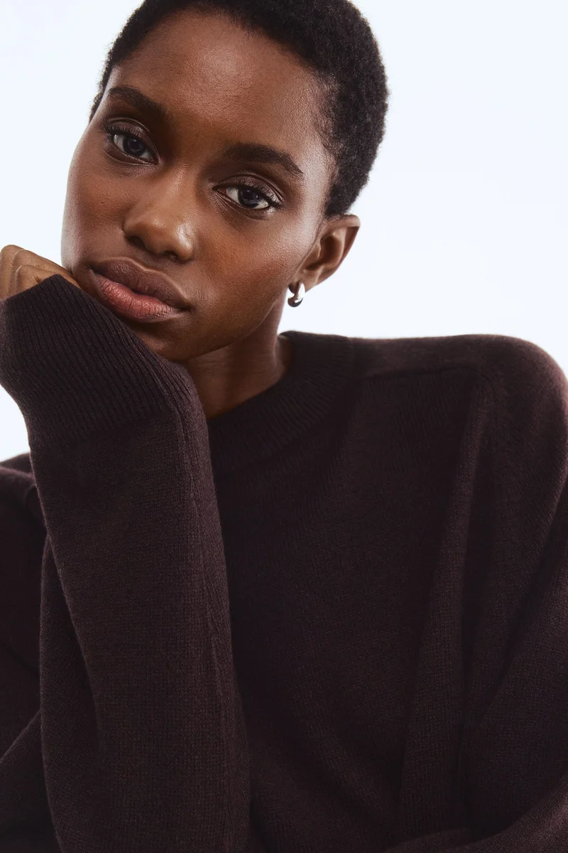 اتش اند ام كنزة صوف بقصّة فضفاضة