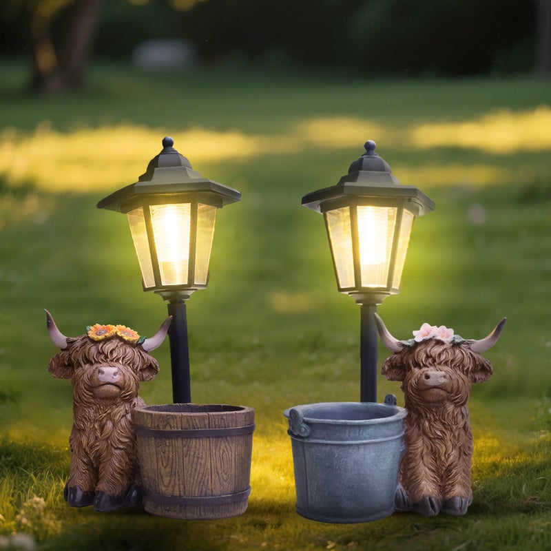 Simulation Resin Highland Cow with Planter Solar Outdoor Light Animal Statue for Garden Path Lamp - Image 2
