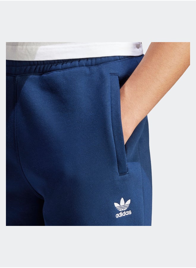 adidas Originals Trefoil Essentials Shorts  - Image 4