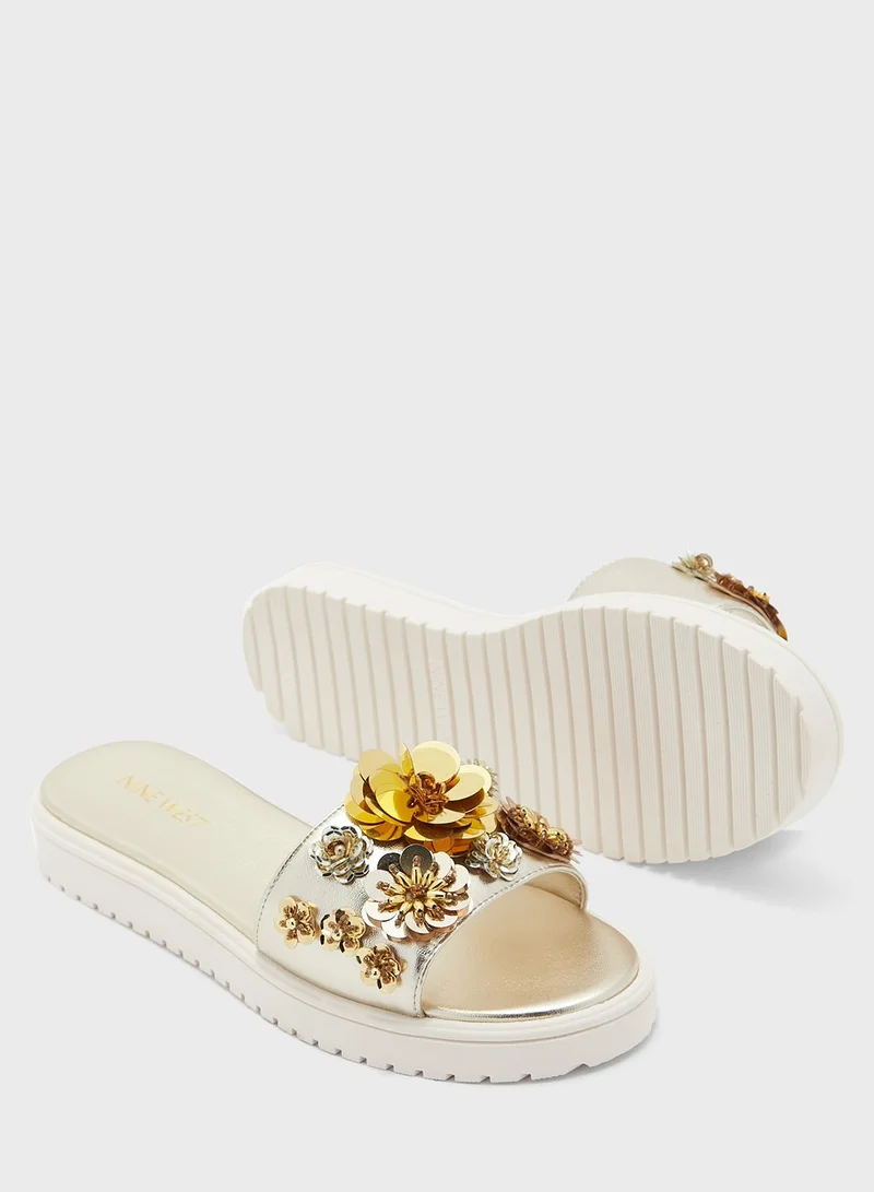 NINE WEST Rainen Slides