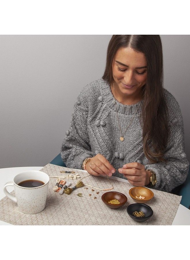 Craft Crush صندوق الأساور: مجموعة صناعة المجوهرات الذهبية تصنع 8 أساور مذهلة للأعمار من 13 عامًا فما فوق - Image 5