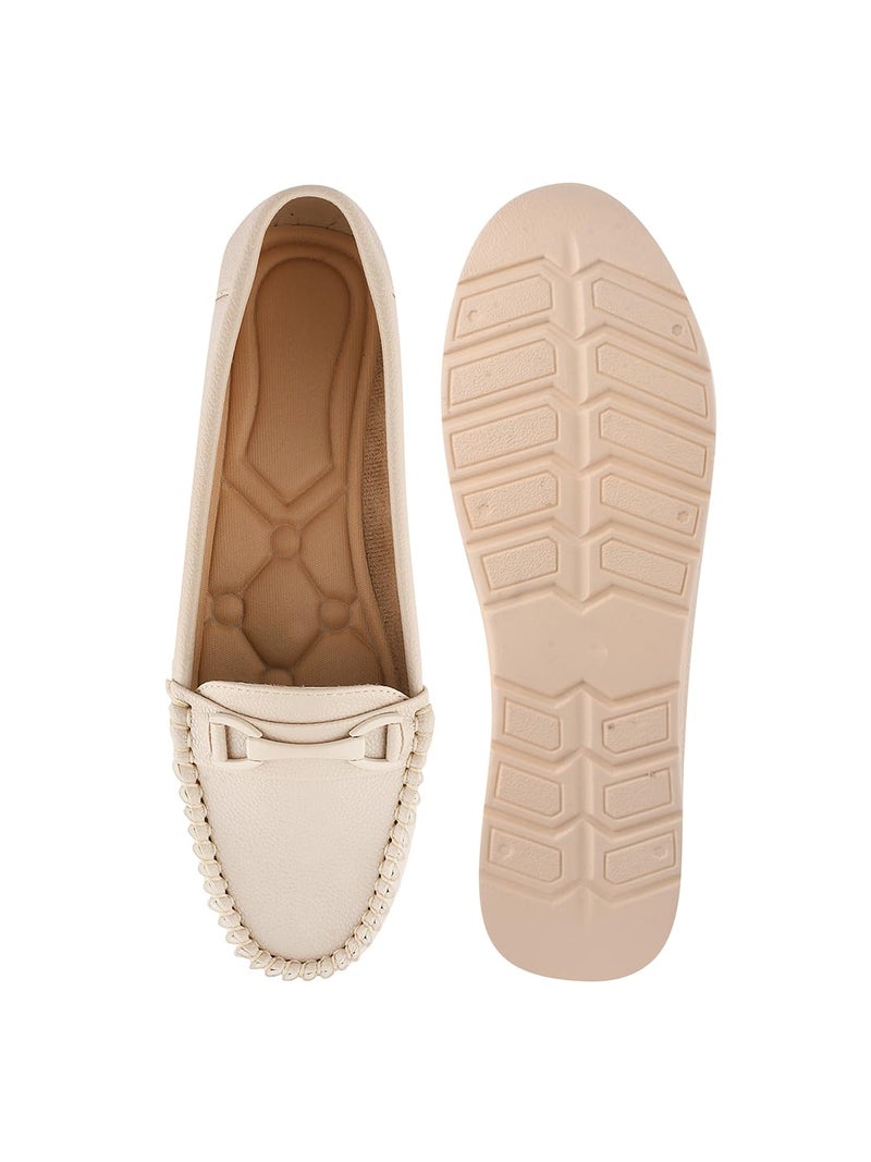 Shoetopia صنادل شوتوبيا النسائية المسطحة - تصميم أنيق مع حزام خلفي قابل للانزلاق || تصميم قوس، أحذية مريحة غير رسمية وحفلات - Image 4