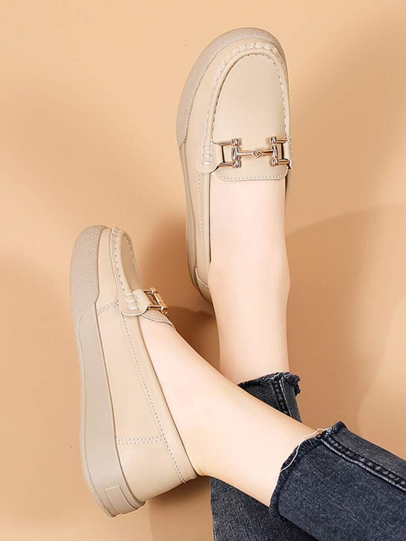 Shoetopia صنادل شوتوبيا النسائية المسطحة - تصميم أنيق مع حزام خلفي قابل للانزلاق || تصميم قوس، أحذية مريحة غير رسمية وحفلات - Image 1