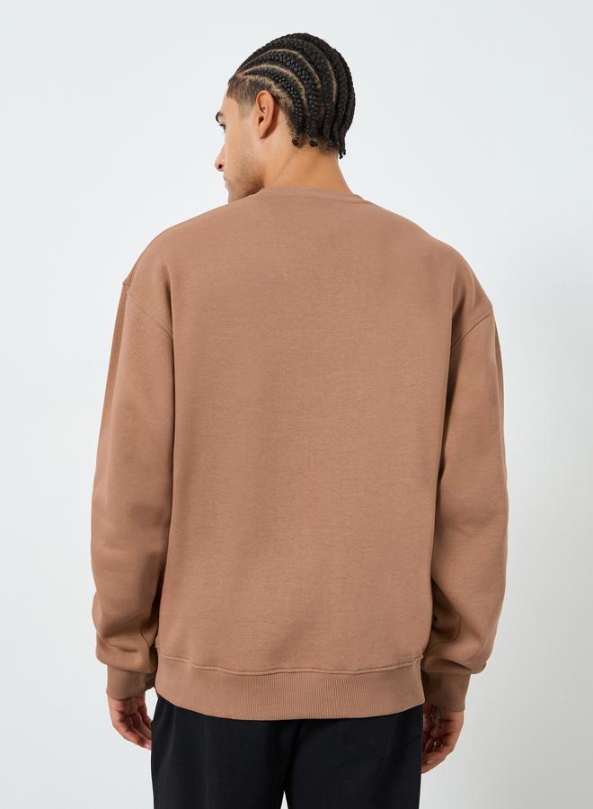 Styli Men Coffee Brown Relaxed Fit Sweatshirt - Image 4