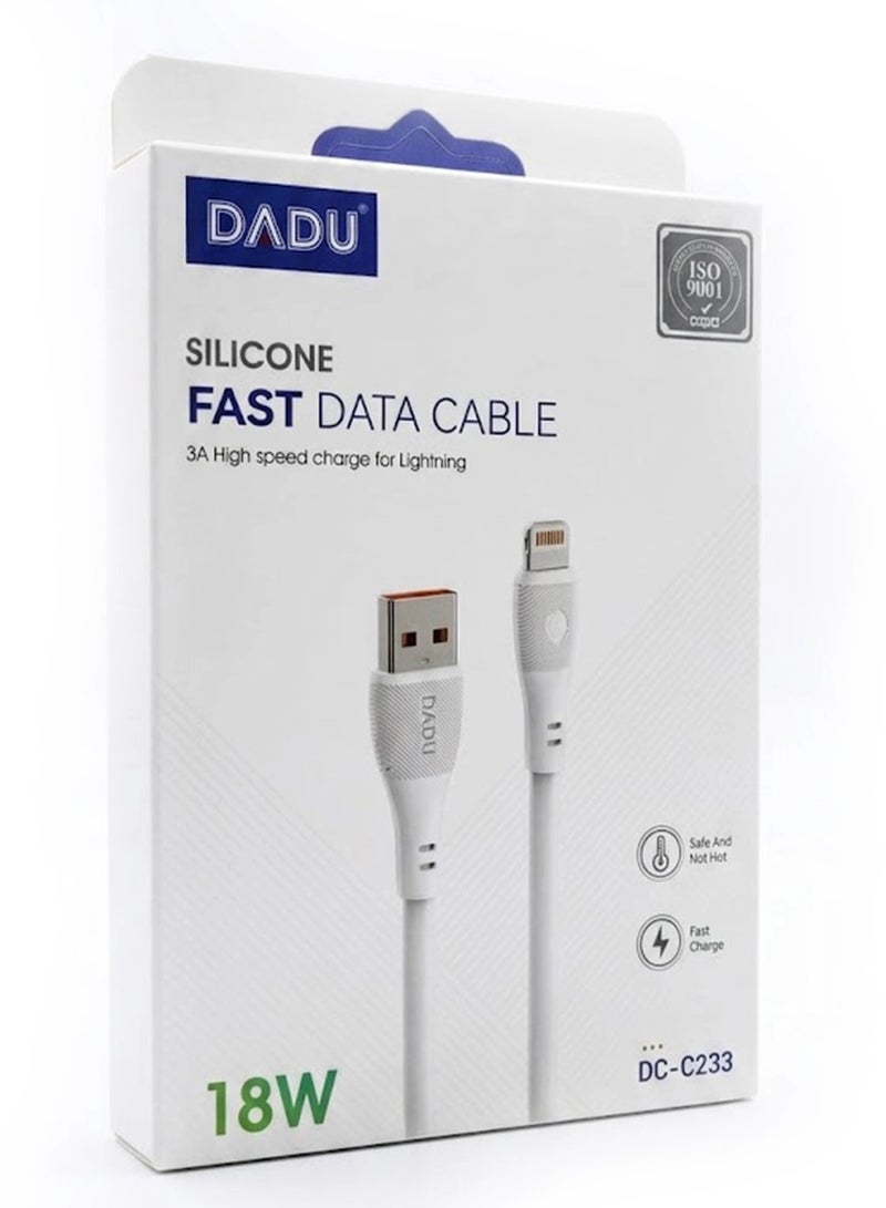 دادو كابل شحن سريع USB إلى Lightning (تيار 3 أمبير، قدرة 18 واط) يدعم الشحن ونقل البيانات بسرعة عالية؛ يتميز بسلك سيليكون متين وموصلات من سبائك الألومنيوم، وهو متوافق مع هواتف iPhone وأجهزة iPad وAirPods وبنوك الطاقة (Power Banks) وغيرها من أجهزة Apple (الطول: 1 متر). - Image 2