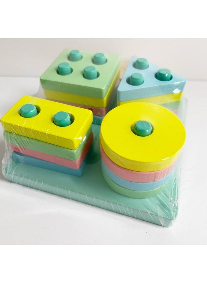 Arrangement of geometric shapes in a color box 