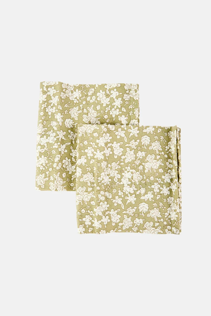 Muy Mucho 2 Pack Floral Pattern Napkins, Multicolor