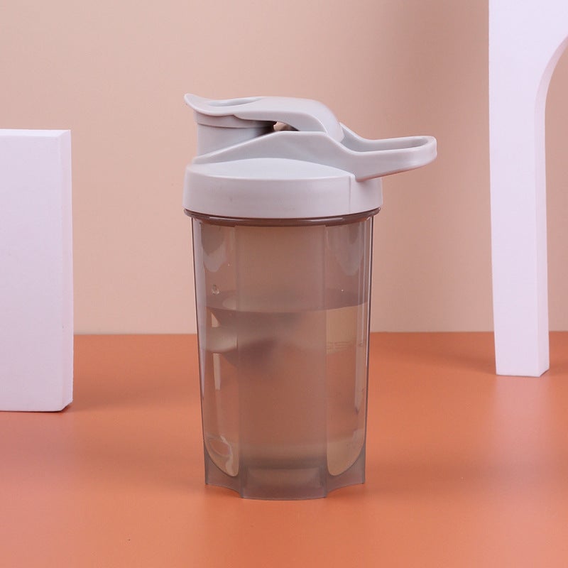 YL Factory Direct 500ML Plastic Shaker Bottle for Protein Powder, Fitness &  Milkshakes - Image 1