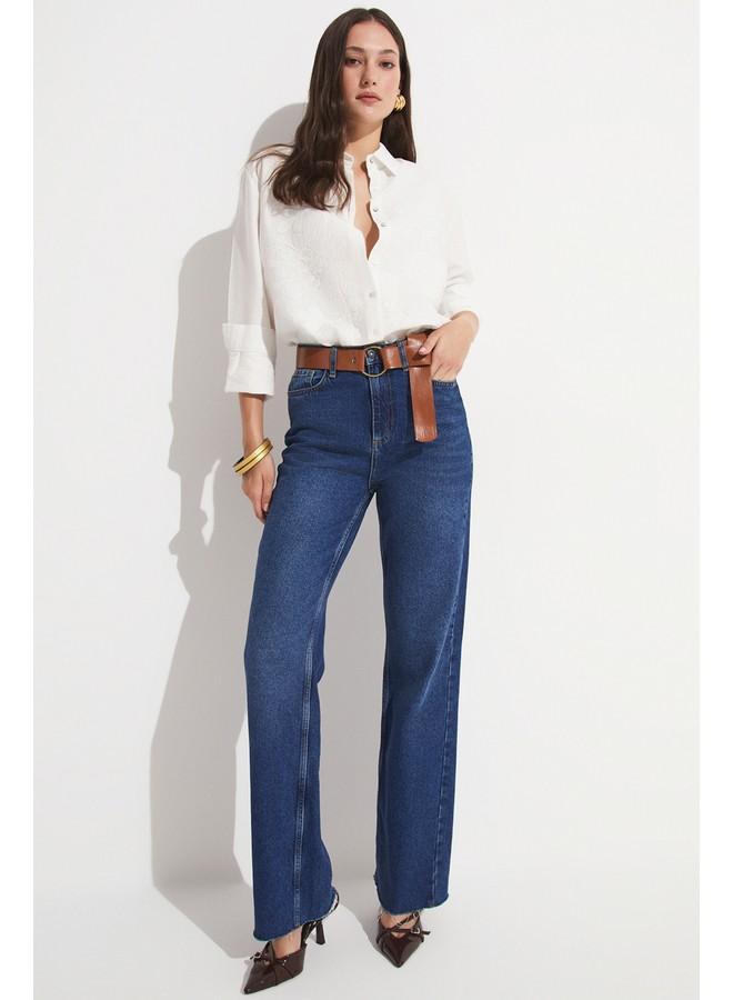 JUNE June Women Exclusive Oversize/Loose Fit Linen Blend Embroidered Detail Shirt Ecru - Image 2
