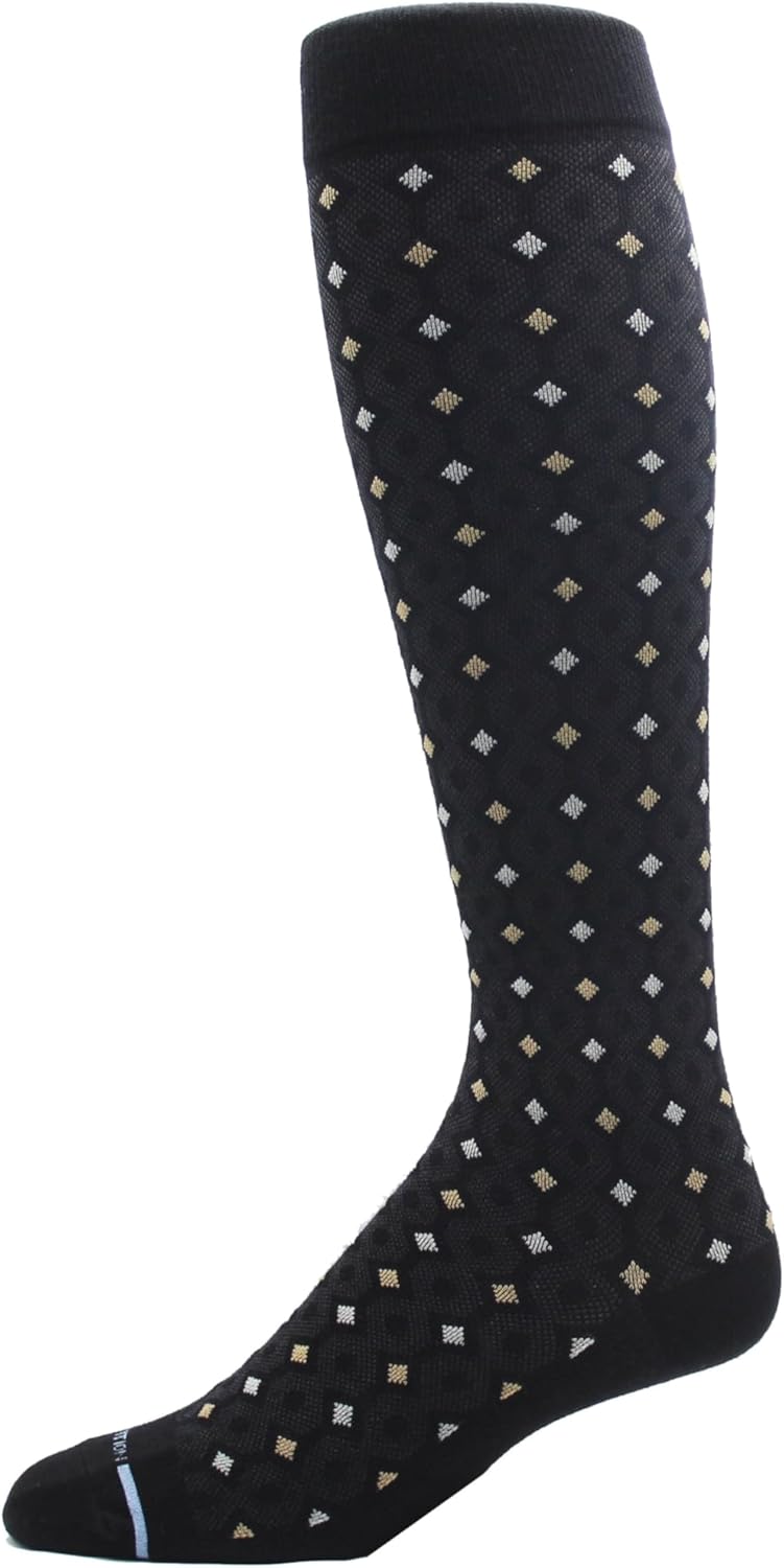 Dr Motion 4 Pairs Men's Athletic Traveler Graduated Compression Knee High Socks - Image 4