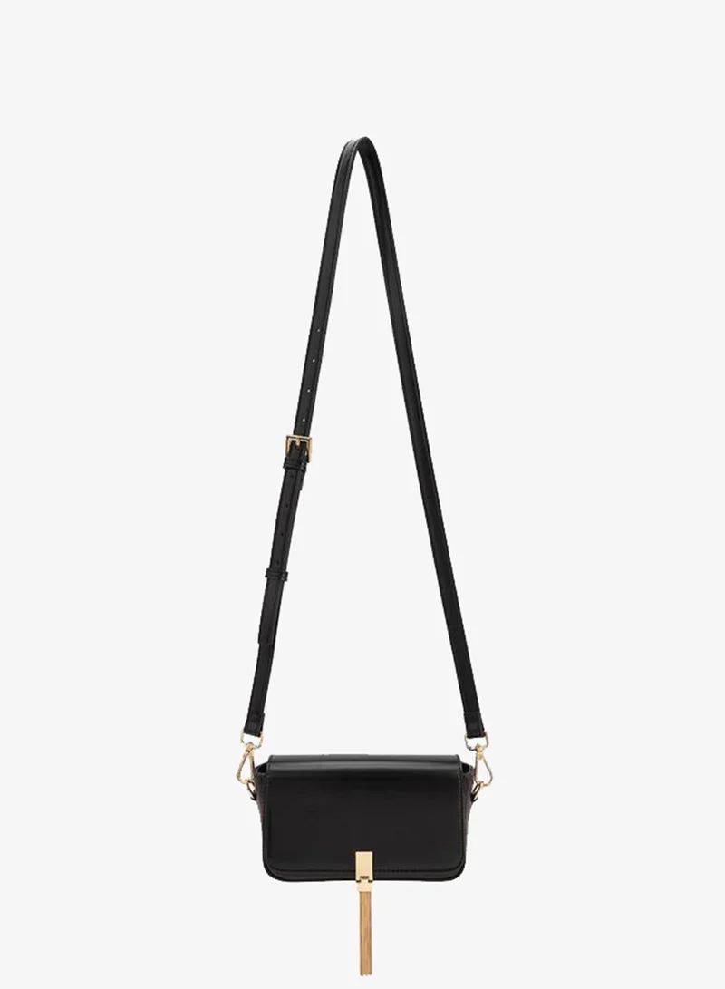 سيليست Tassel Accent Crossbody Bag With Adjustable Strap