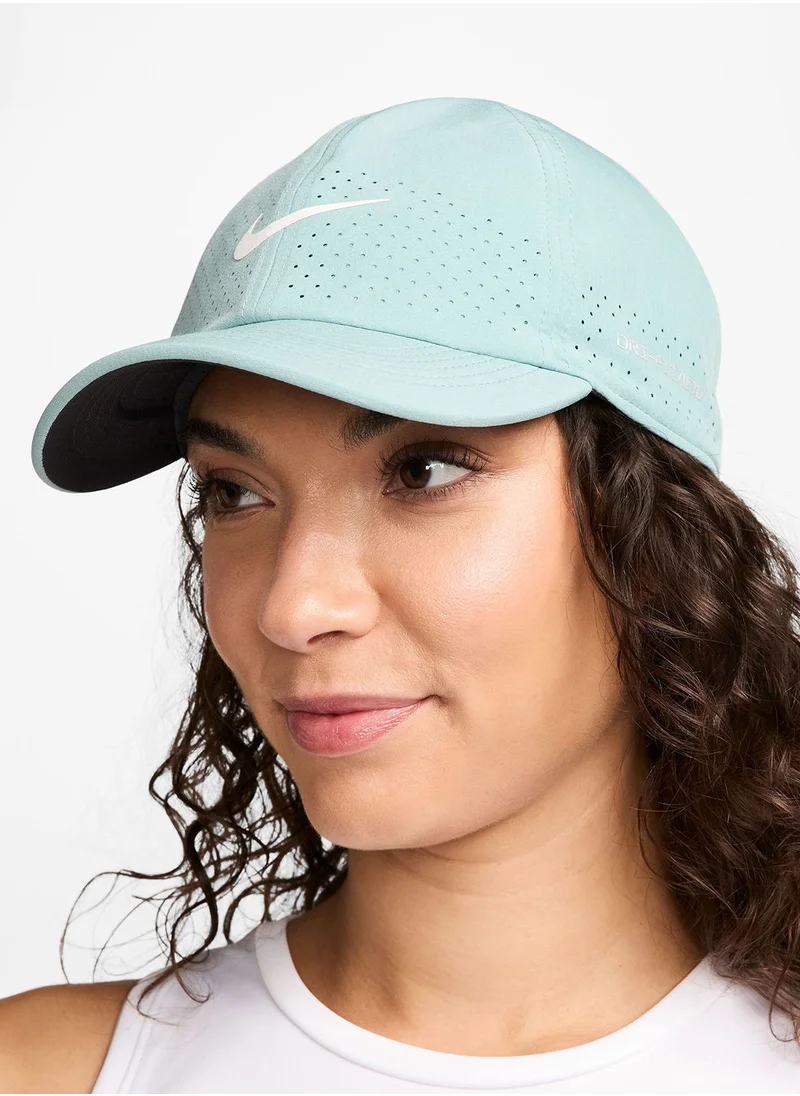 نايكي Dri-Fit Advantage Club Cap