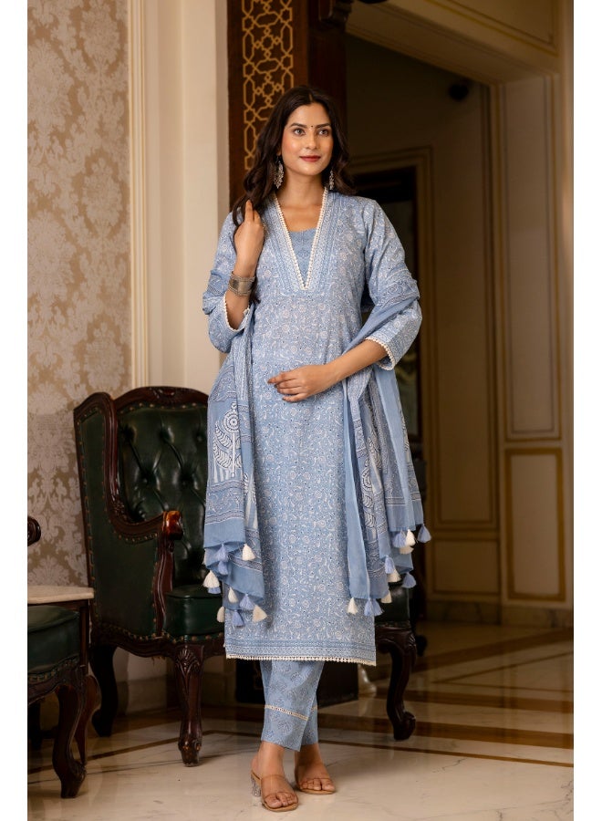 Rangeelo طقم كورتا مزخرف بالأزهار الزرقاء للنساء - Image 2