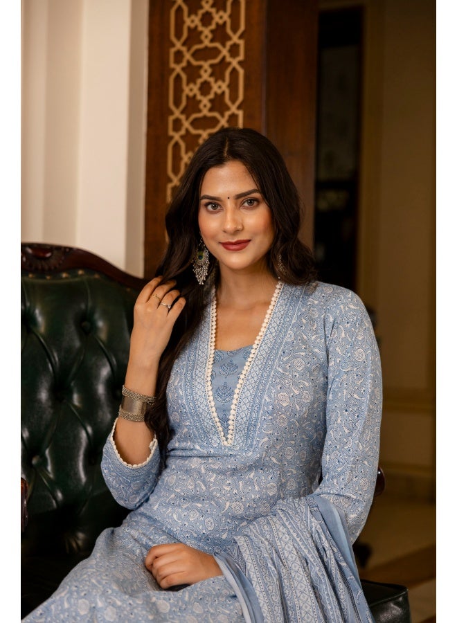 Rangeelo طقم كورتا مزخرف بالأزهار الزرقاء للنساء - Image 5