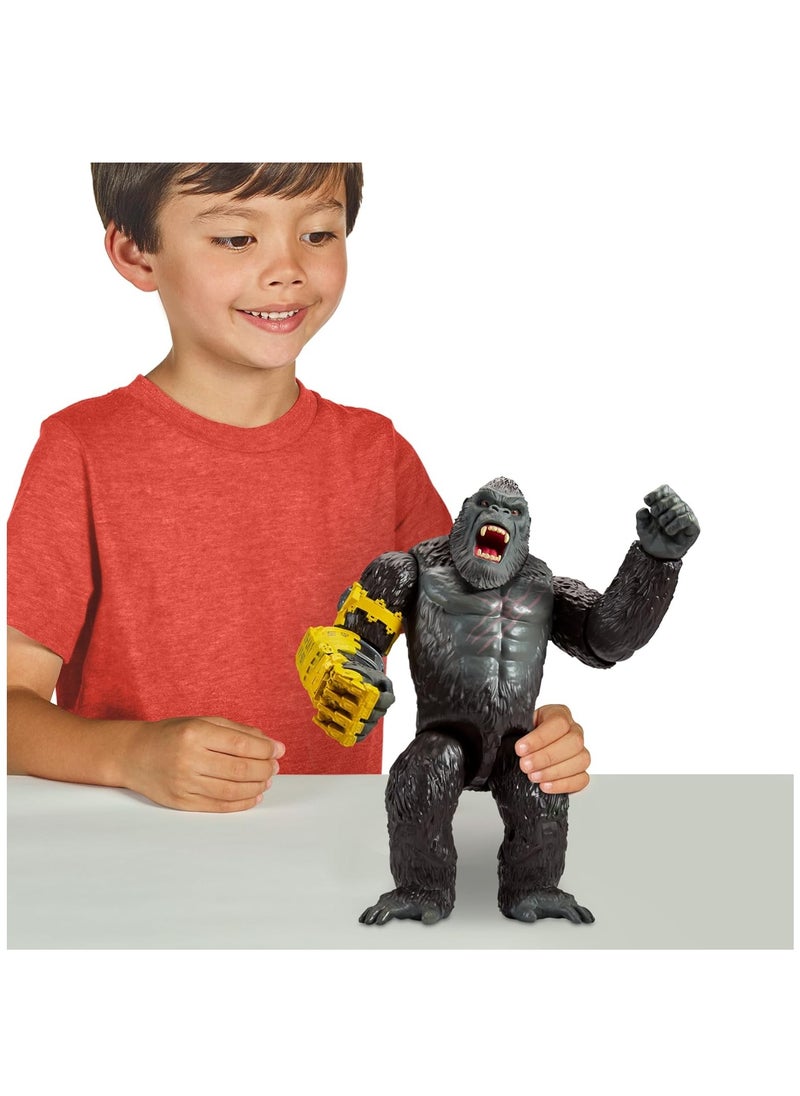 Godzilla Godzilla x Kong The New Empire: Giant Kong With Beast Glove Figure  - Image 4