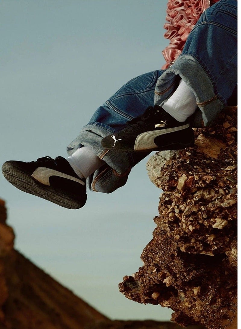 pumagolf سنيكرز سبيد كات جو أو جي من بوما أسود/أبيض للرجال/النساء/الطلاب - Image 2