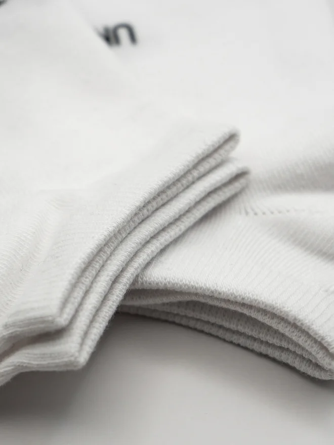 Unidentity White Organic Cotton Ankle Socks