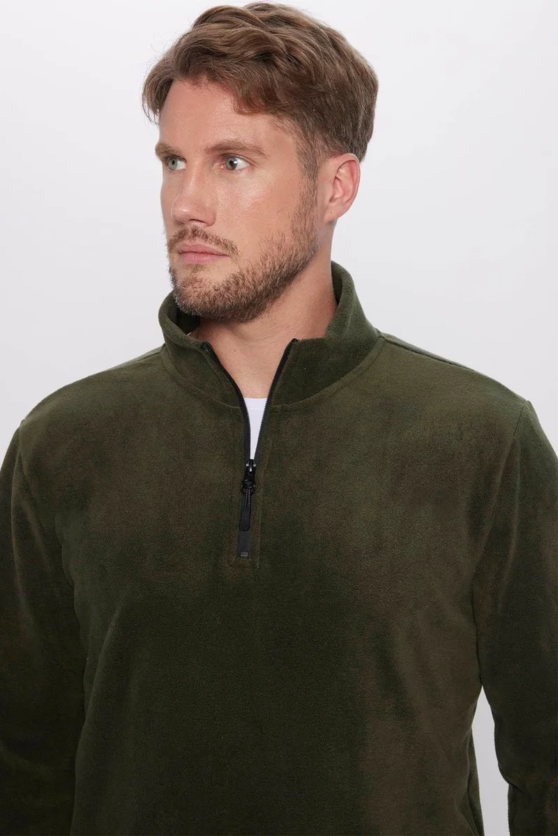 تودورس Men's Standard Fit Relaxed Cut Non-Pilling Cold Proof Khaki Stand Collar Fleece Sweatshirt