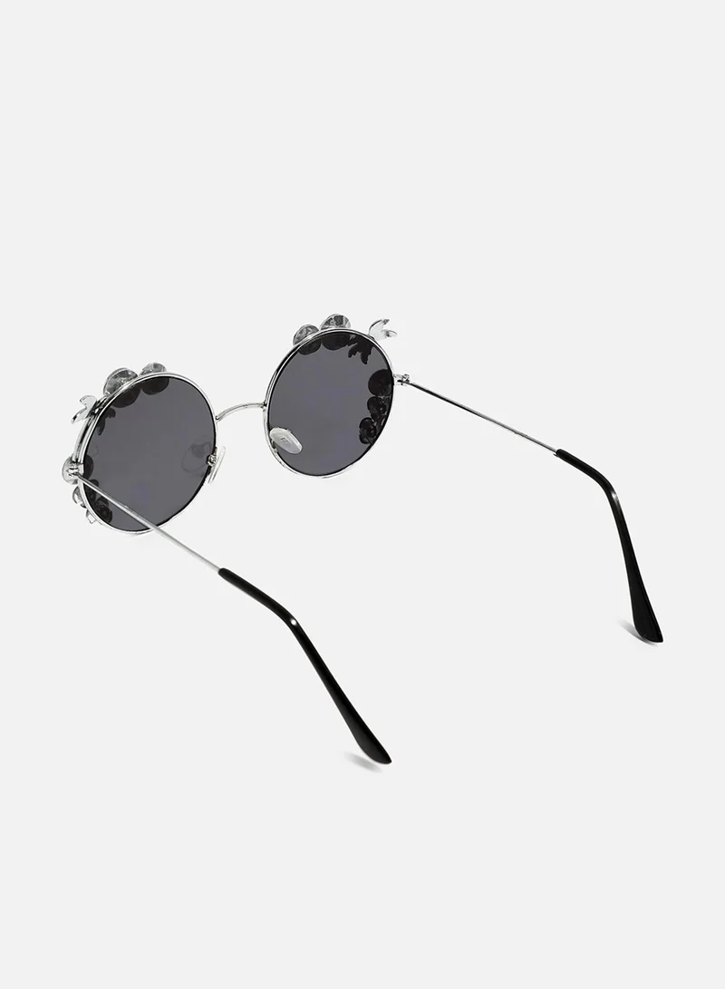 SOHI Jewel of Eyewear: Embellished Artificial Sunglass Jewellery