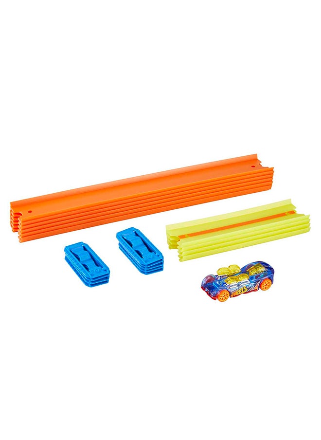 Hot Wheels - Track Builder Unlimited Basic Track Pack Starter Set for Add-On Builds with 10 Track Pieces, 9 Connectors & One 1:64 Scale Hot Wheels  Car for Kids Aged 6 Years Old & Up - Image 1