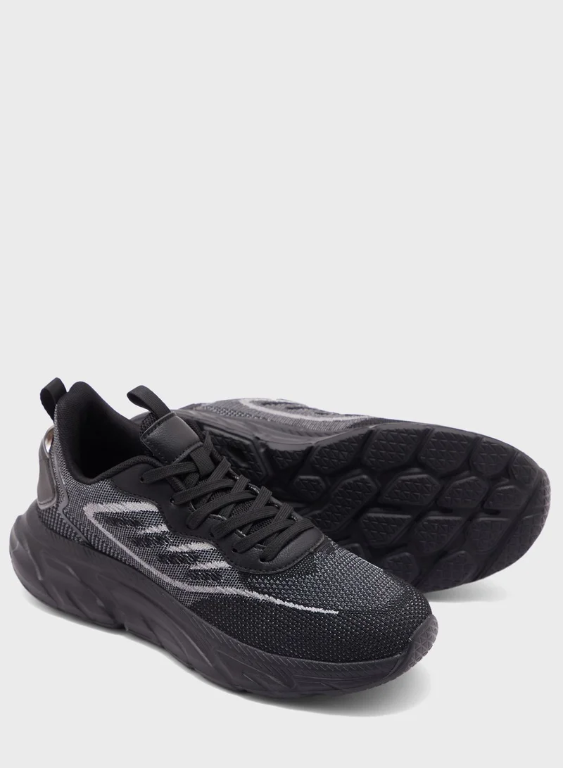 سفنتي فايف Athleisure Sneakers