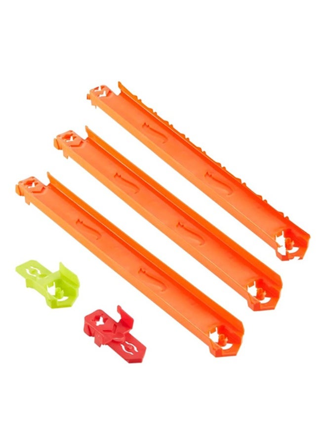 Hot Wheels Mattel Hot Wheels Track Creator Straight Track Set, 1 Meter Track with 2 Adapters - Image 3