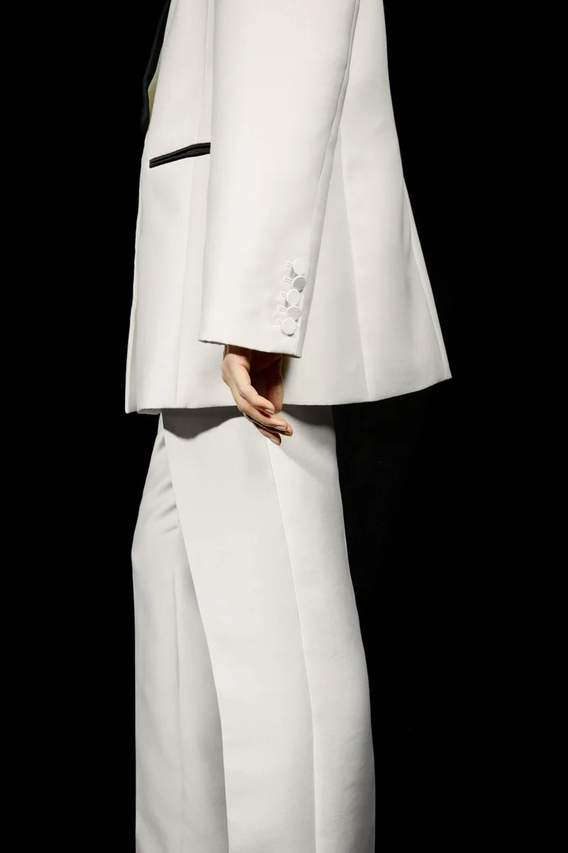 اتش اند ام بليزر بصف مزدوج من الأزرار