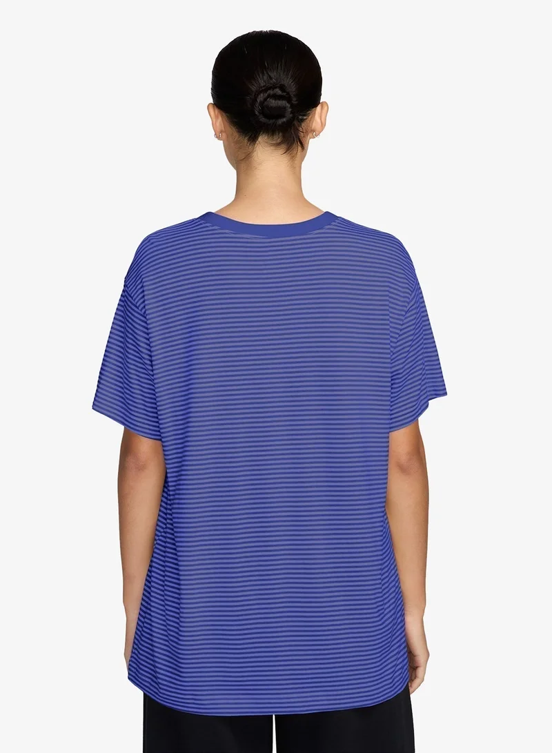 Nike Nsw Stripe T-Shirt