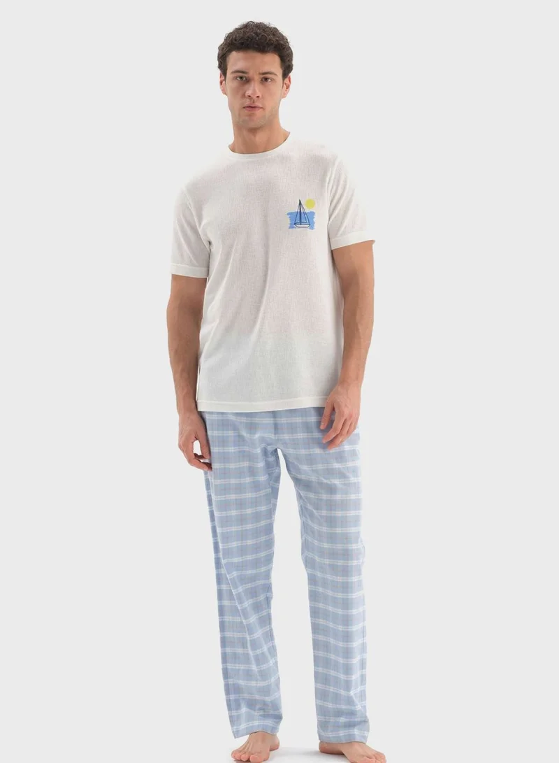 dagi Nightwear T-Shirt & Trouser Set