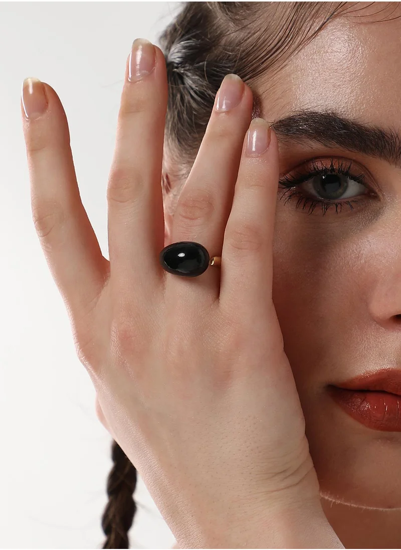 SOHI Stone Studded Adjustable Teardrop Finger Ring