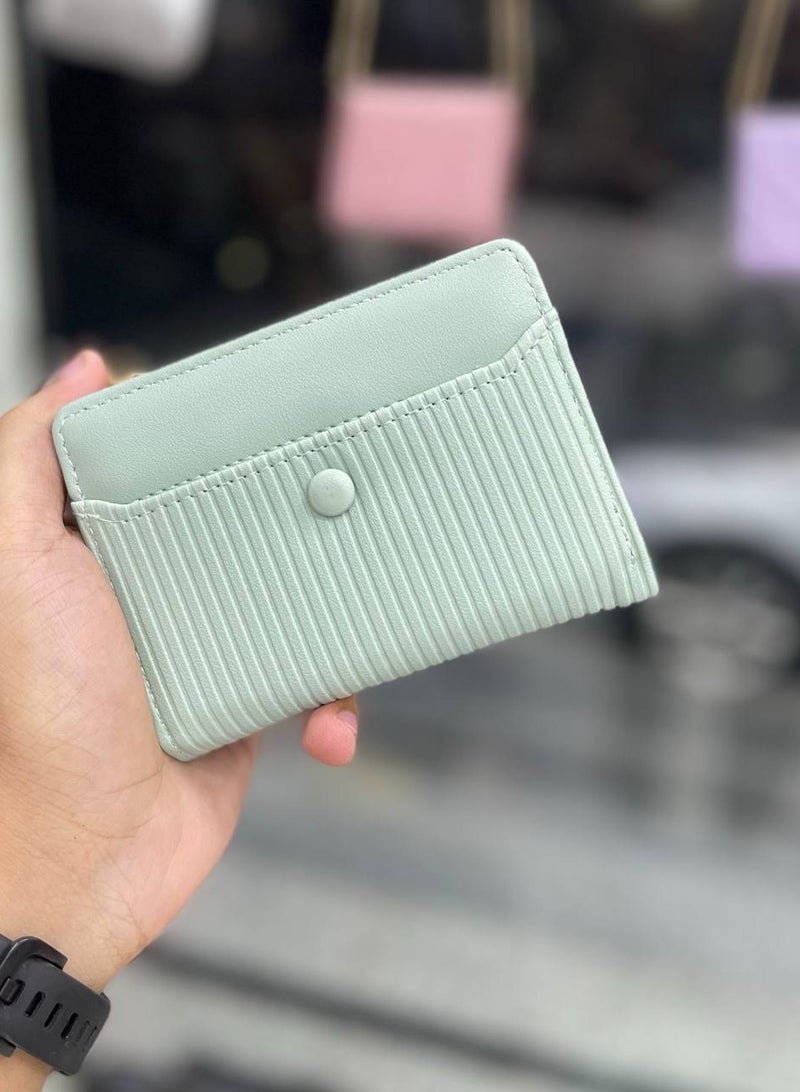 كوتش اوت ليت محفظة مبطنة بقفل إغلاق