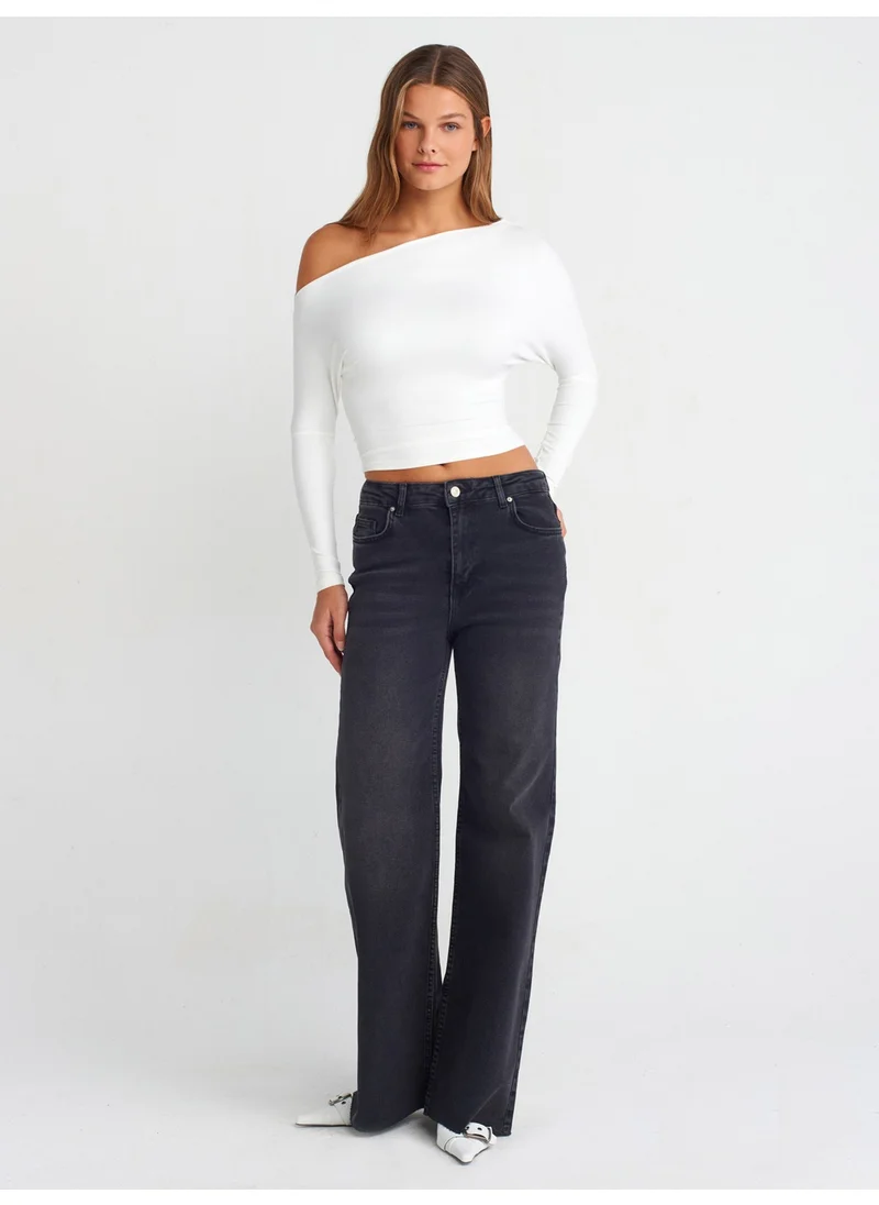 Dilvin 31438 Long Sleeve Asymmetric Blouse-Ecru