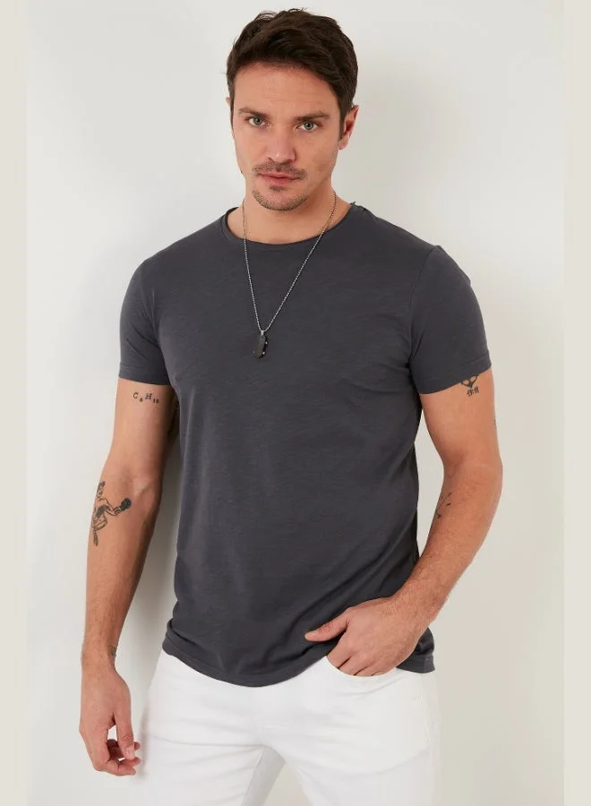 بوراتي تي شيرت رجالي قطن % بياقة دائرية من بوراتي