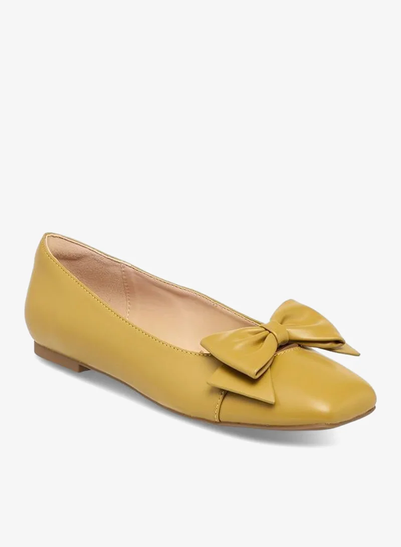 سيليست حذاء باليرينا نسائي سهل الارتداء بتفاصيل فيونكة