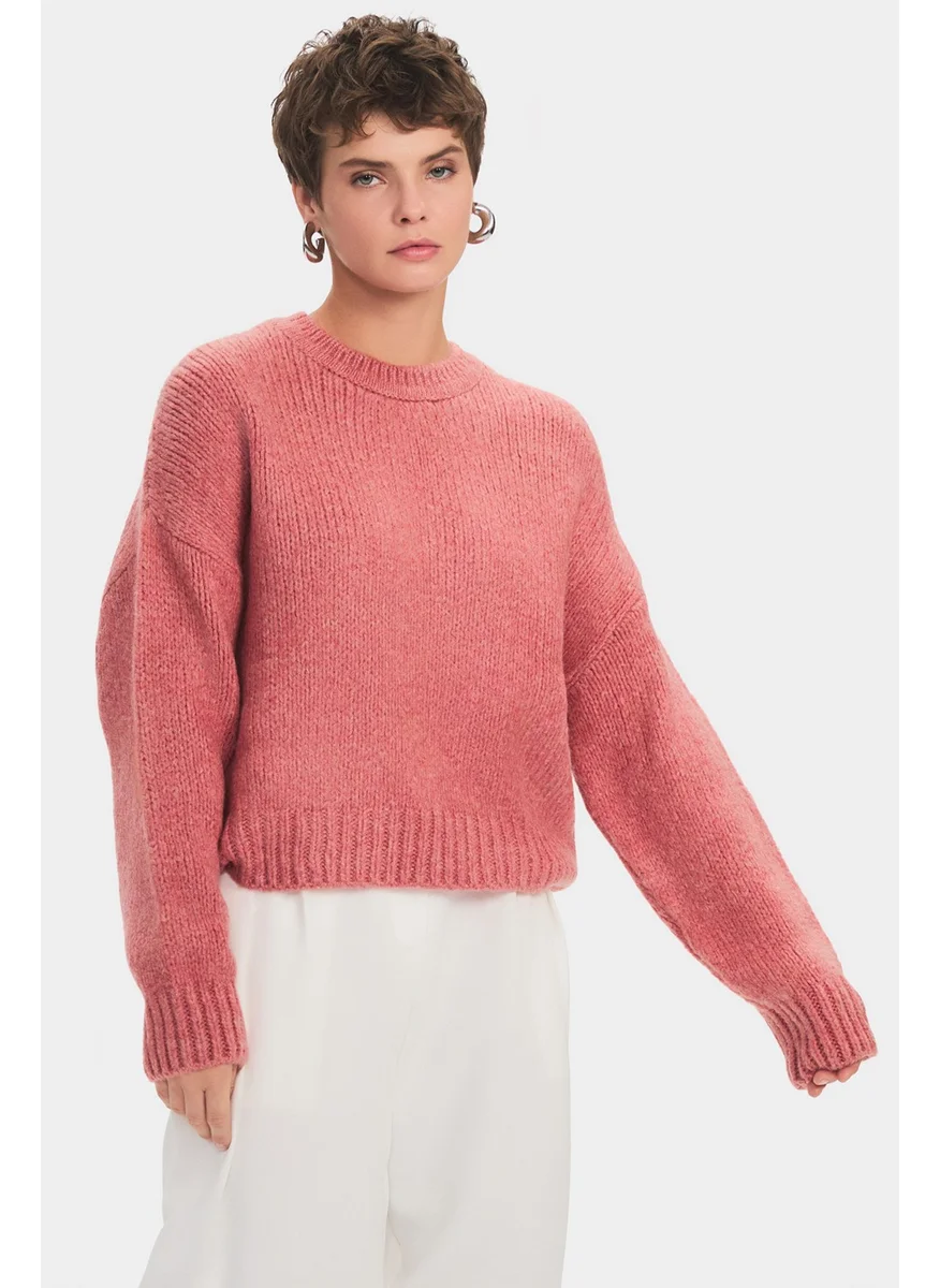 جون Women's Wide Pattern Soft Texture Basic Knitwear Sweater