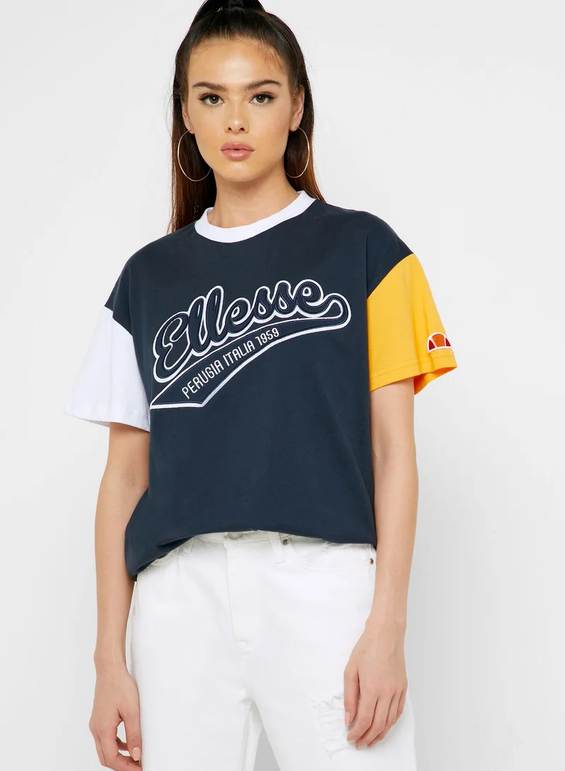 Ellesse Dakota Oversized T-Shirt